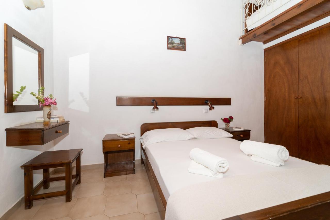 Ilias Apartments Methoni  Eksteriør billede
