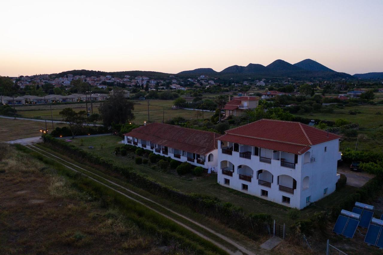 Ilias Apartments Methoni  Eksteriør billede