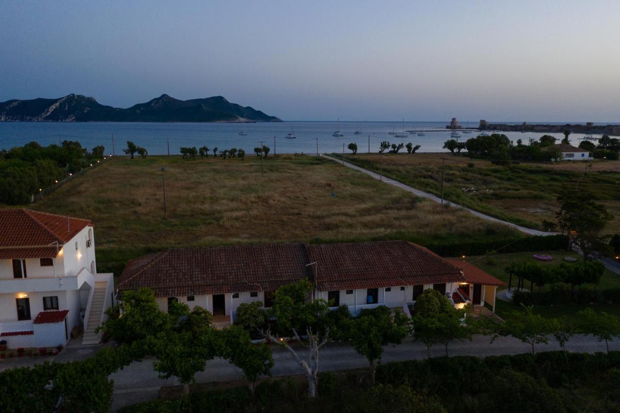Ilias Apartments Methoni  Eksteriør billede