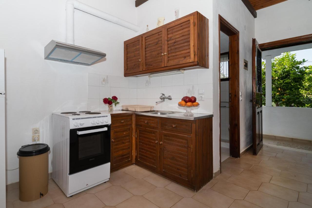 Ilias Apartments Methoni  Eksteriør billede