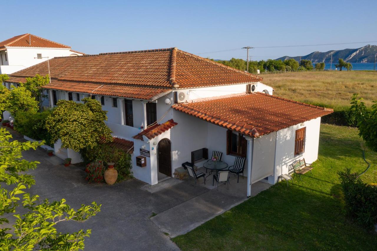 Ilias Apartments Methoni  Eksteriør billede