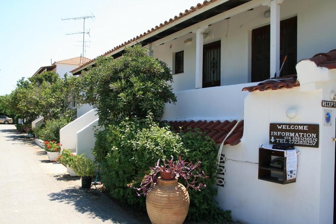 Ilias Apartments Methoni  Eksteriør billede